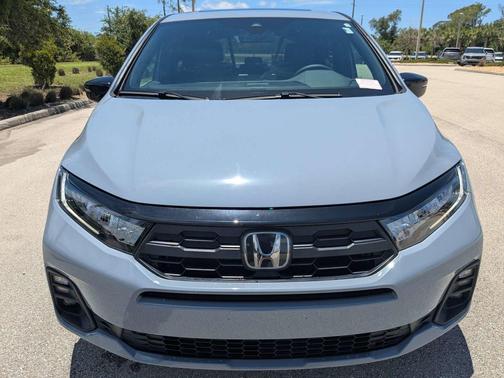 Modern Steel Metallic 2025 Honda Odyssey Sport-L