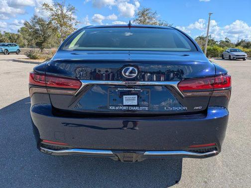 2022 Lexus LS 500h Base