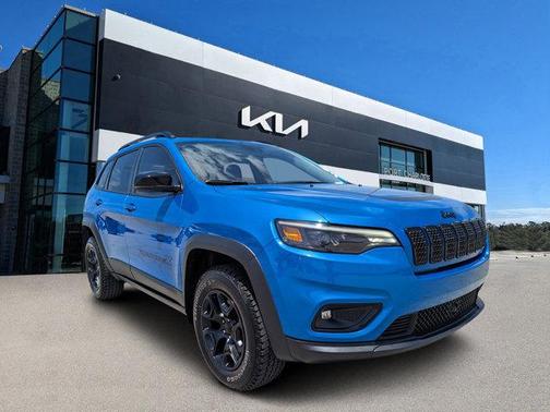 2022 Jeep Cherokee X 4x4