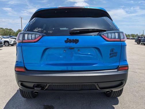 2022 Jeep Cherokee X 4x4
