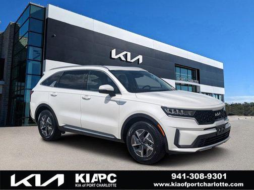 Snow White Pearl 2022 Kia Sorento Hybrid S