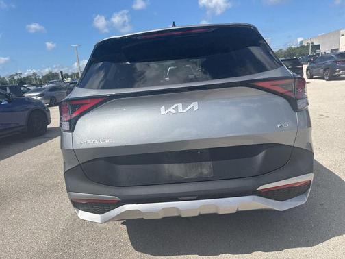 Steel Gray 2023 Kia Sportage LX