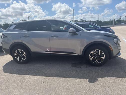 Steel Gray 2023 Kia Sportage LX