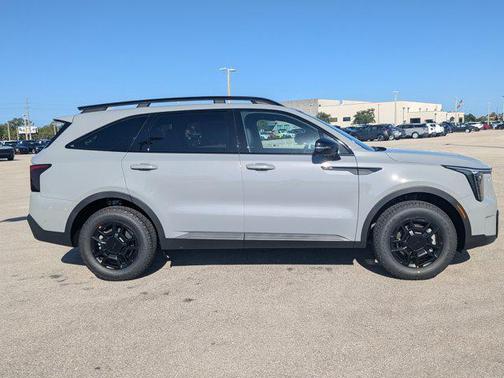 Wolf Gray 2026 Kia Sorento SX