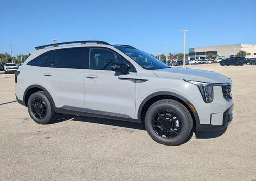 Wolf Gray 2026 Kia Sorento SX
