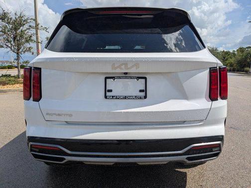 2023 Kia Sorento SX