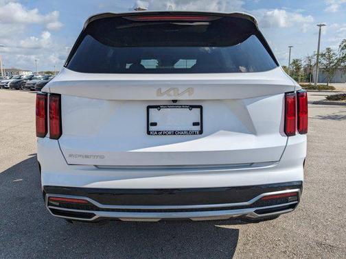 2023 Kia Sorento SX