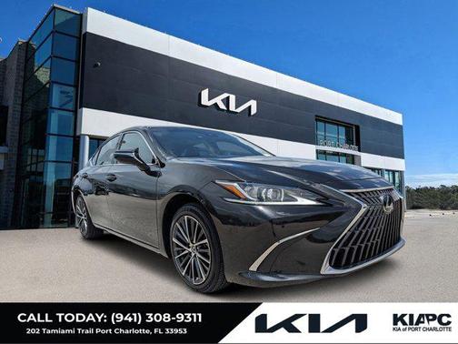 2023 Lexus ES 350 Base