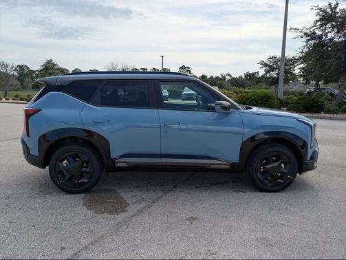 Frost Blue 2027 Kia Seltos X-Line S