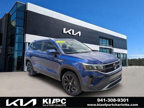Cornflower Blue 2022 Volkswagen Taos 1.5T SE