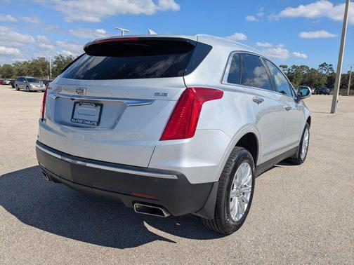 2017 Cadillac XT5 Base