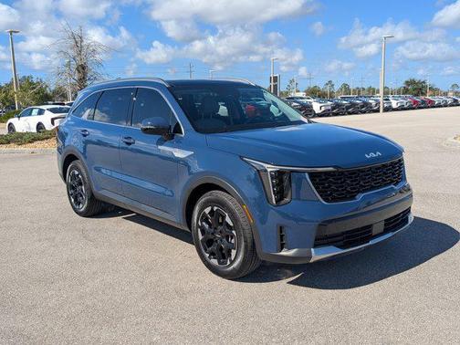 2025 Kia Sorento S