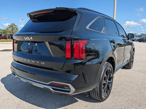2022 Kia Sorento SX