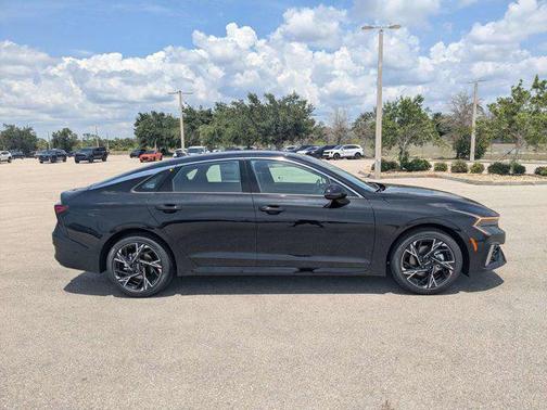 Aurora Black Pearl 2026 Kia K5 GT-Line FWD