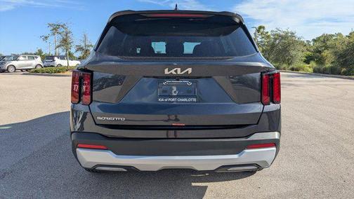 2026 Kia Sorento LX