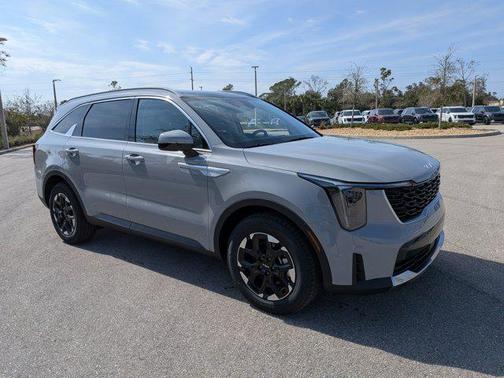 Wolf Gray 2026 Kia Sorento S