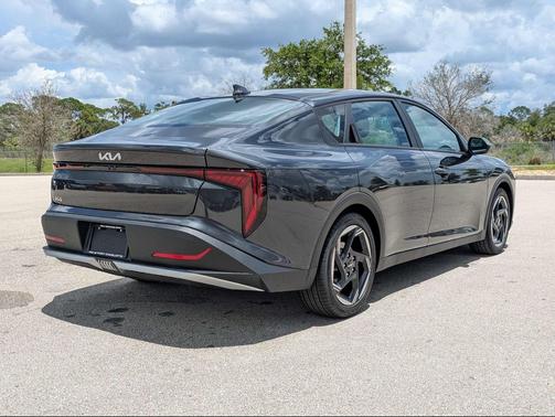 Interstellar Gray 2026 Kia K4 EX