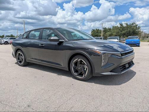 Interstellar Gray 2026 Kia K4 EX