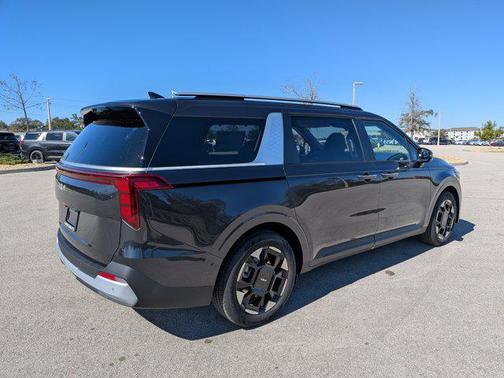 Panthera Metal 2026 Kia Carnival EX