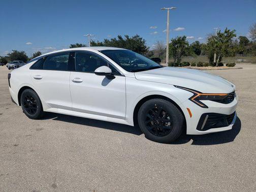 Snow White Pearl 2026 Kia K5 LXS FWD