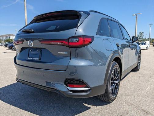 2025 Mazda CX-70 PHEV Premium Package