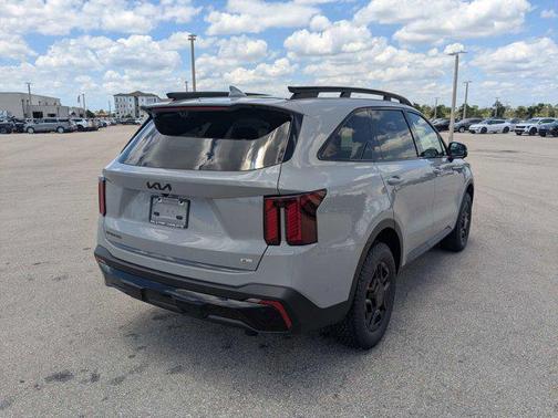 Wolf Gray 2026 Kia Sorento SX