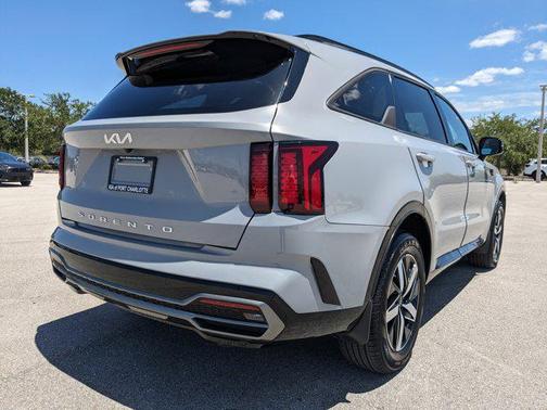 2022 Kia Sorento EX
