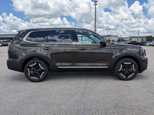 2025 Kia Telluride EX