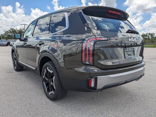 2025 Kia Telluride EX