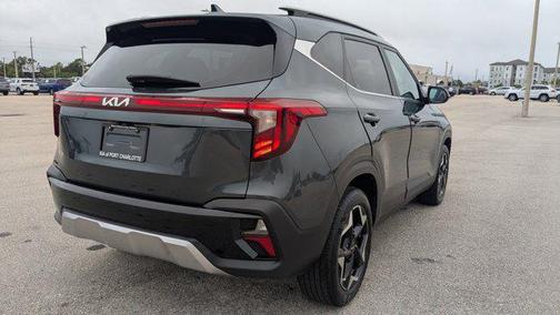 2025 Kia Seltos EX