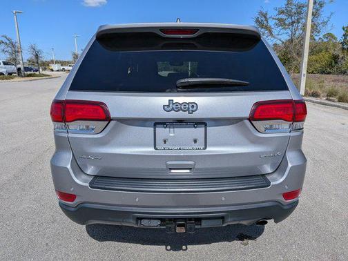 2020 Jeep Grand Cherokee Laredo