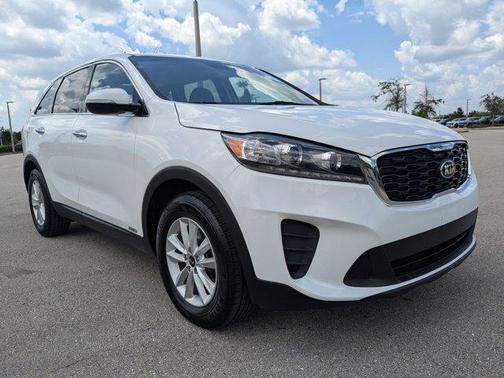 2020 Kia Sorento LX