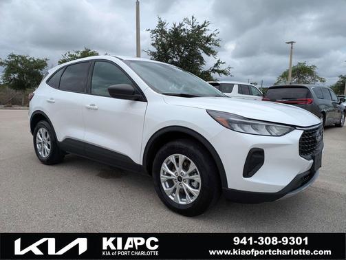 Oxford White 2025 Ford Escape Active