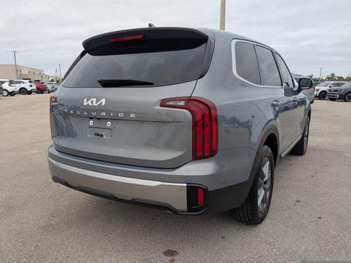 2025 Kia Telluride LX