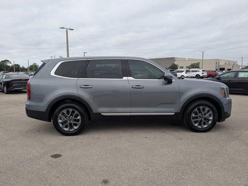 2025 Kia Telluride LX
