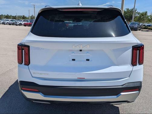 Glacial White 2026 Kia Sorento S