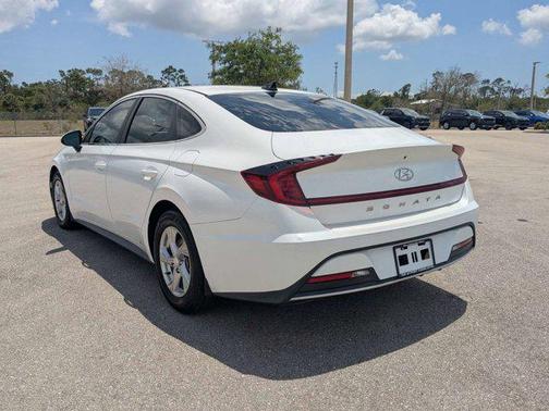 Quartz White 2020 Hyundai SONATA SE
