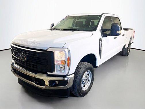 Oxford White 2024 Ford F-250 XL