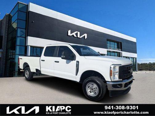 Oxford White 2024 Ford F-250 XL