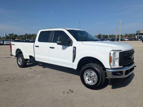 Oxford White 2024 Ford F-250 XL