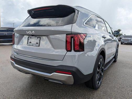 2025 Kia Sorento EX