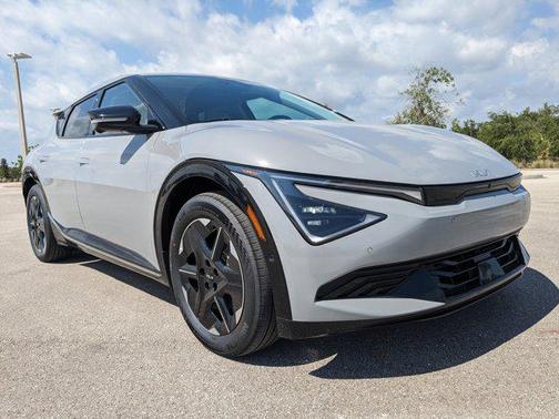 2025 Kia EV6 Wind