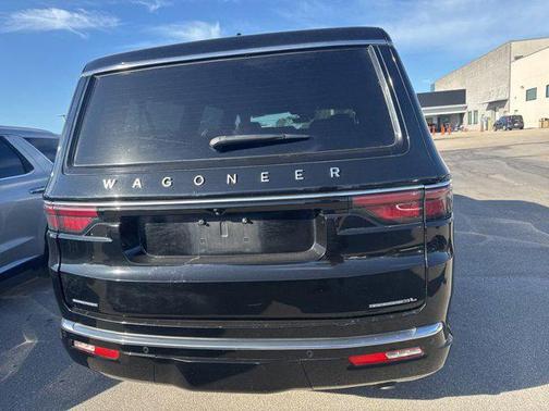 Diamond Black Crystal Pearlcoat 2023 Jeep Wagoneer L Series II 4x4