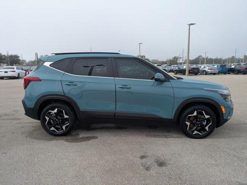 2024 Kia Seltos EX