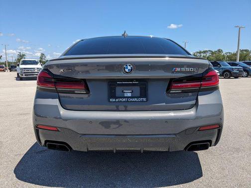 2022 BMW M550 i Xdrive