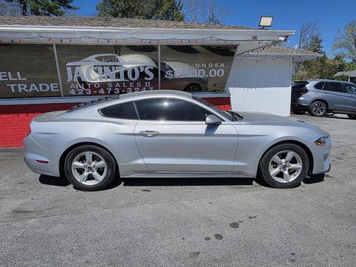 Ingot Silver Metallic 2018 Ford Mustang EcoBoost