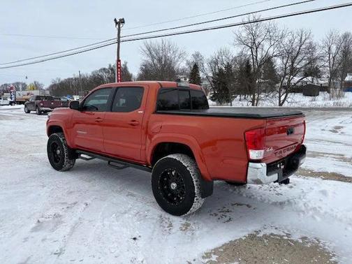 2017 Toyota Tacoma SR5