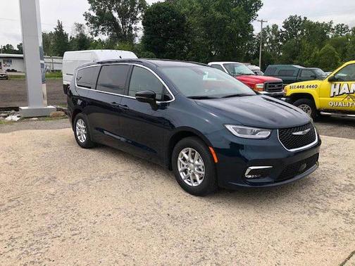 2025 Chrysler Pacifica L