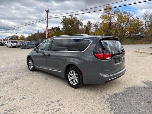 2020 Chrysler Pacifica Touring L