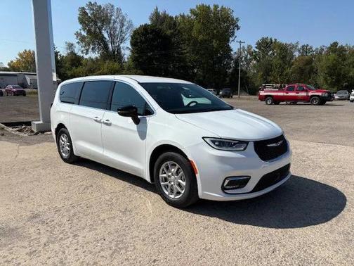 2026 Chrysler Pacifica L
